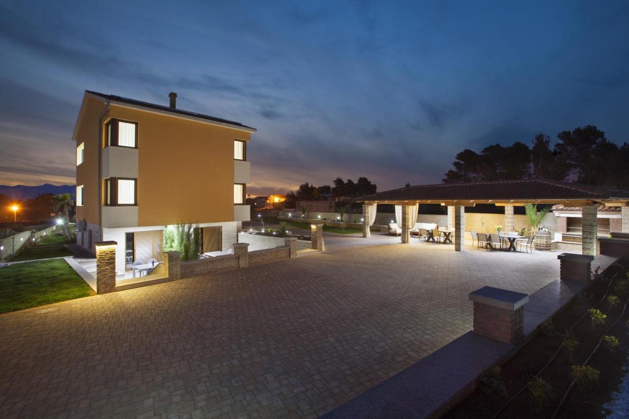 Villa Malibu One Vir Εξωτερικό φωτογραφία