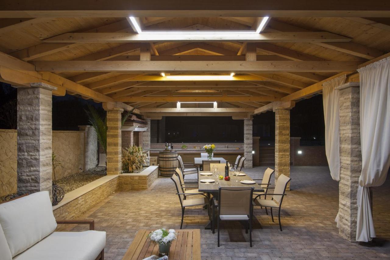 Villa Malibu One Vir Εξωτερικό φωτογραφία